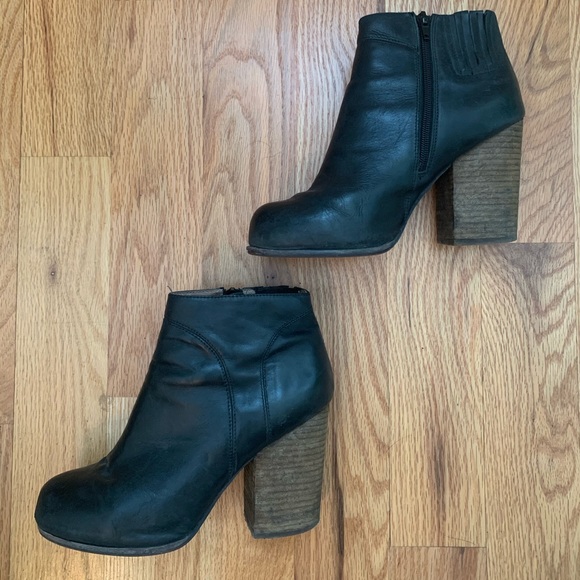 Jeffrey Campbell Booties - Picture 1 of 5